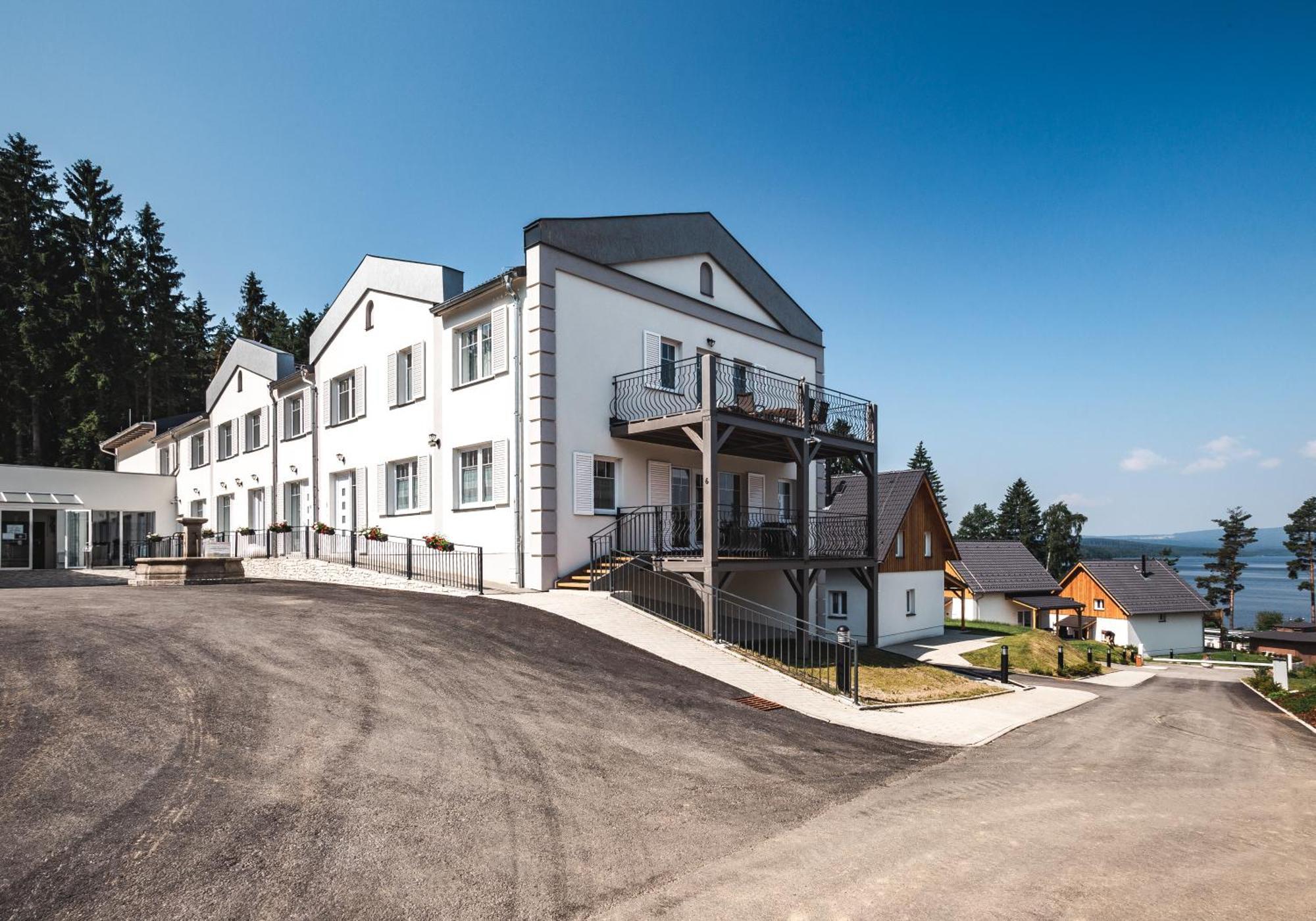 Lakeside Village - Vetrnik Frymburk Buitenkant foto